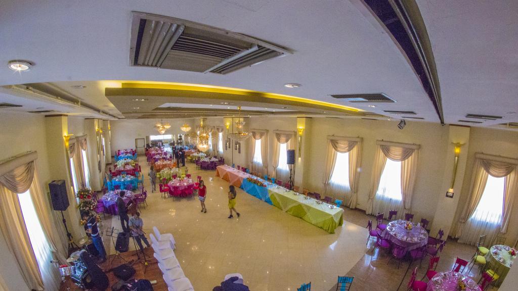 Hotel Emperador Ambato Dış mekan fotoğraf