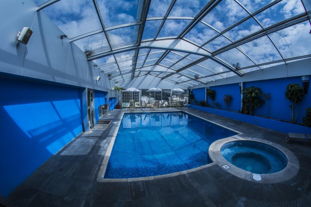 Hotel Emperador Ambato Dış mekan fotoğraf
