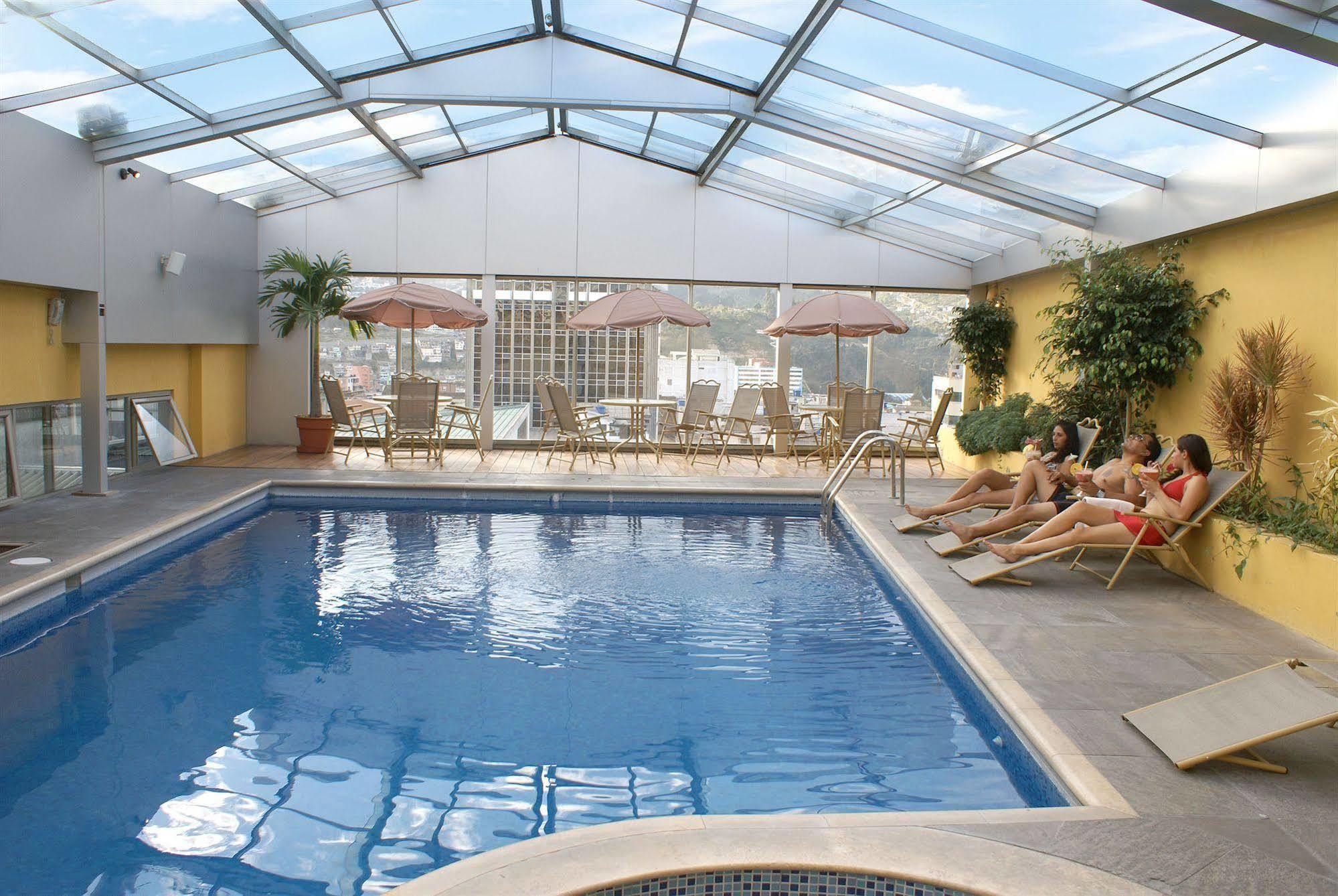 Hotel Emperador Ambato Dış mekan fotoğraf