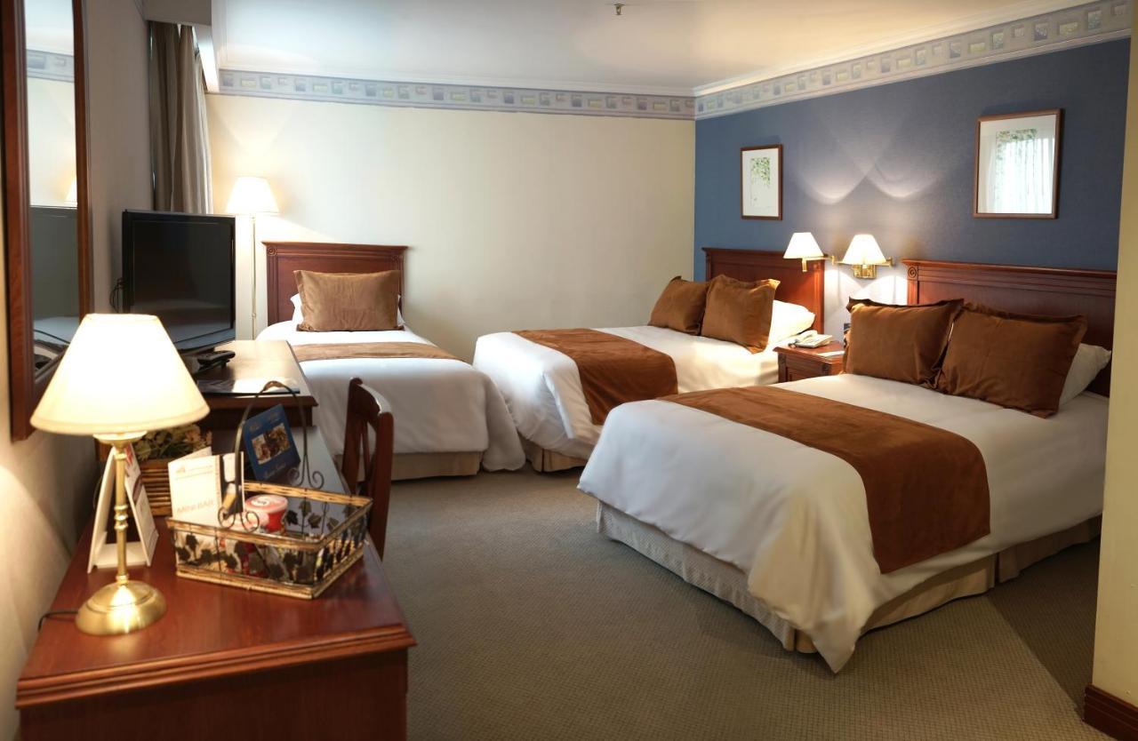 Hotel Emperador Ambato Dış mekan fotoğraf