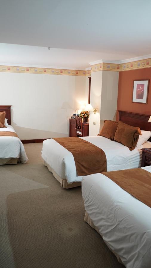Hotel Emperador Ambato Dış mekan fotoğraf