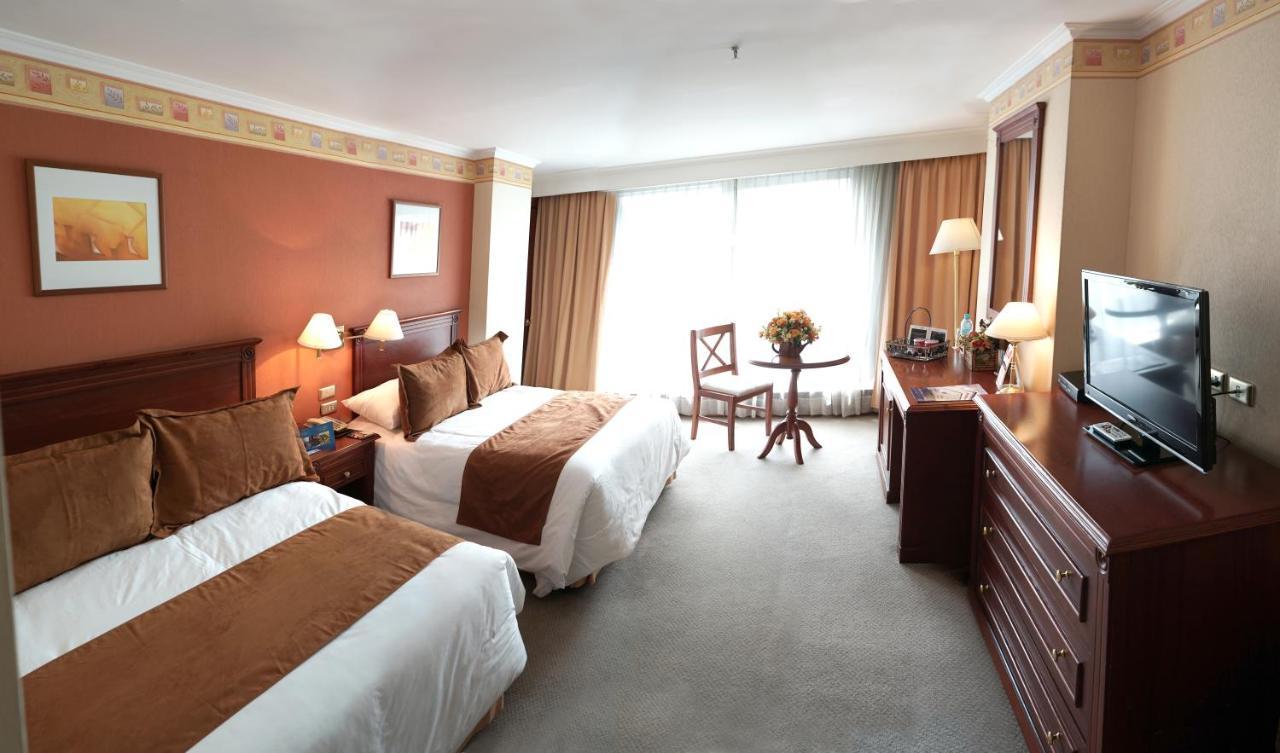 Hotel Emperador Ambato Dış mekan fotoğraf